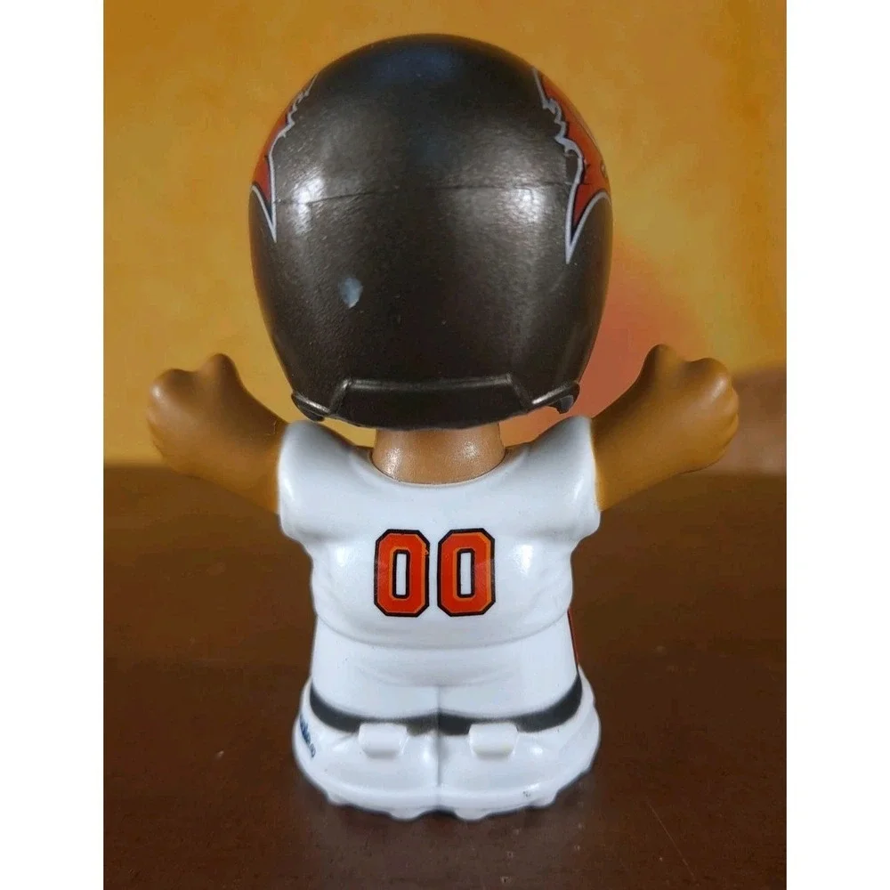 Fisher Price Little People NFL Tampa Bay Buccaneers Player White Uniform